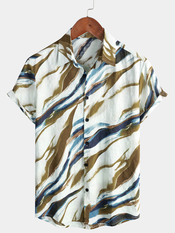 Men's Summer Short-Sleeved Button-Down Shirt Made Of Cotton With Abstract Graphic Print