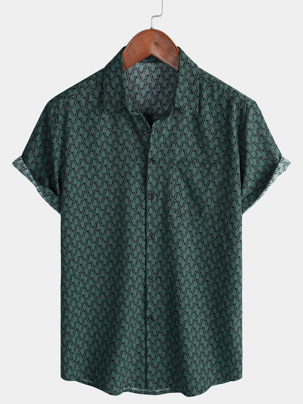 Casual Holiday Shirt For Men With Short Sleeves And Buttons In Green